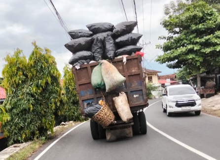 truk sampah
