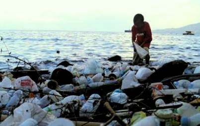 sampah plastik